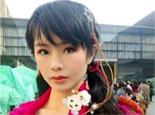 许可馨打架最新爆料,最新爆料揭露惊人内幕  第3张